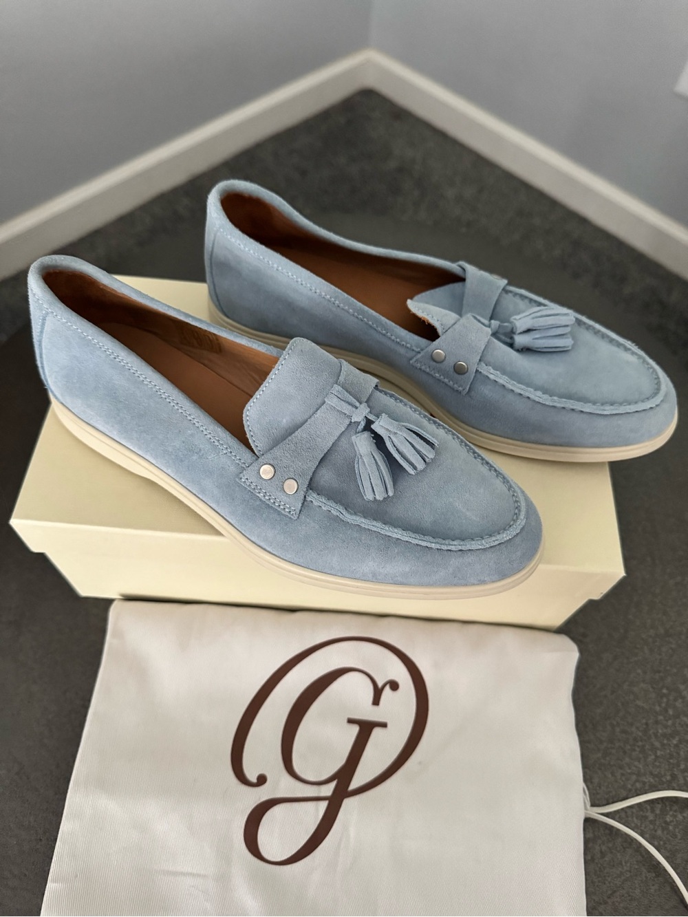 Women’s M. Gemi “Sonia” Blue Suede Tassel Loafers Size 38